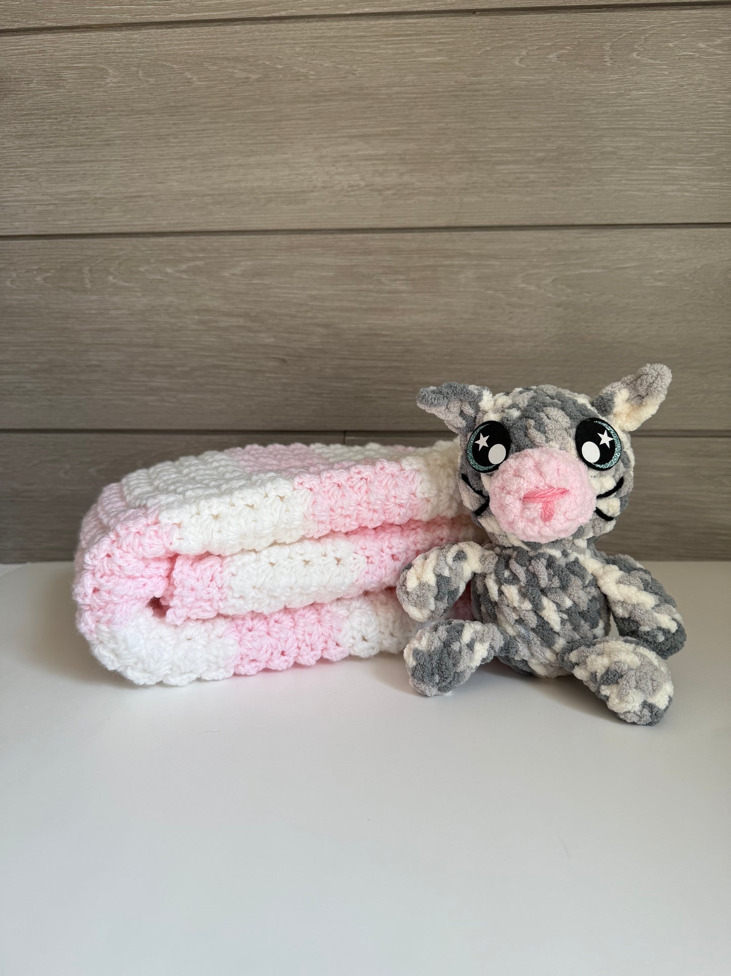 Sweet Dreams Gift Set - Pink Blanket with Gray and White Kitten