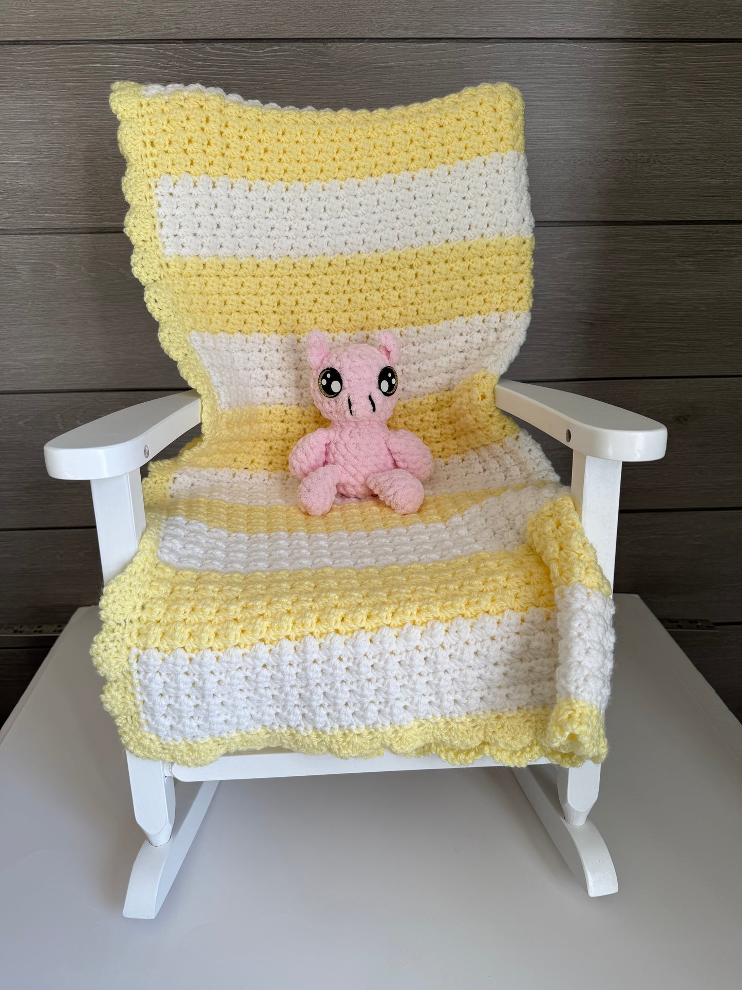 Sweet Dreams Gift Set - Yellow Blanket with Pink Pig