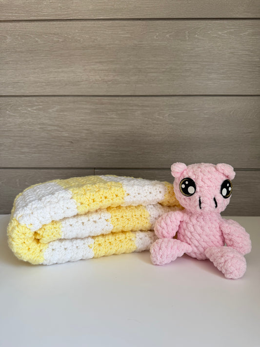 Sweet Dreams Gift Set - Yellow Blanket with Pink Pig