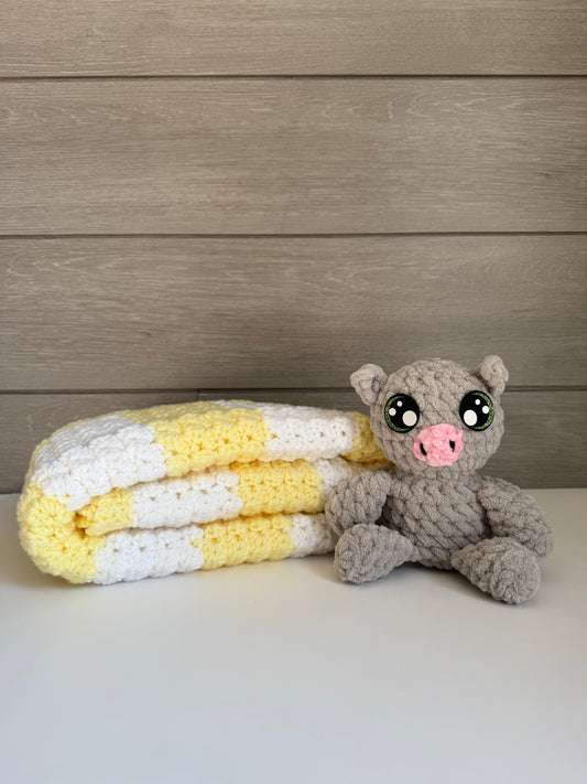 Sweet Dreams Gift Set - Yellow Blanket with Gray Pig
