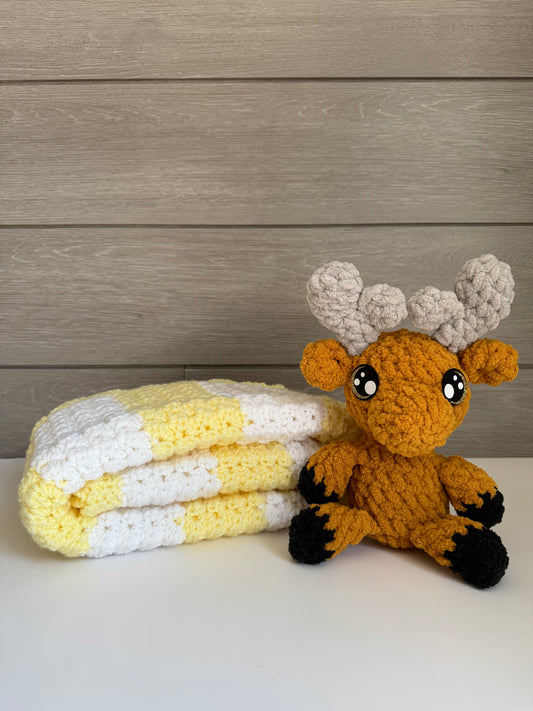 Sweet Dreams Gift Set - Yellow Blanket with Moose